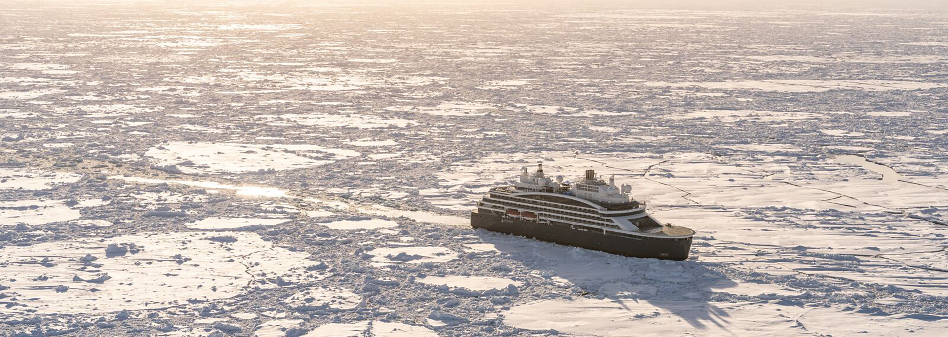 直達正北極90度 18天巔峰之行