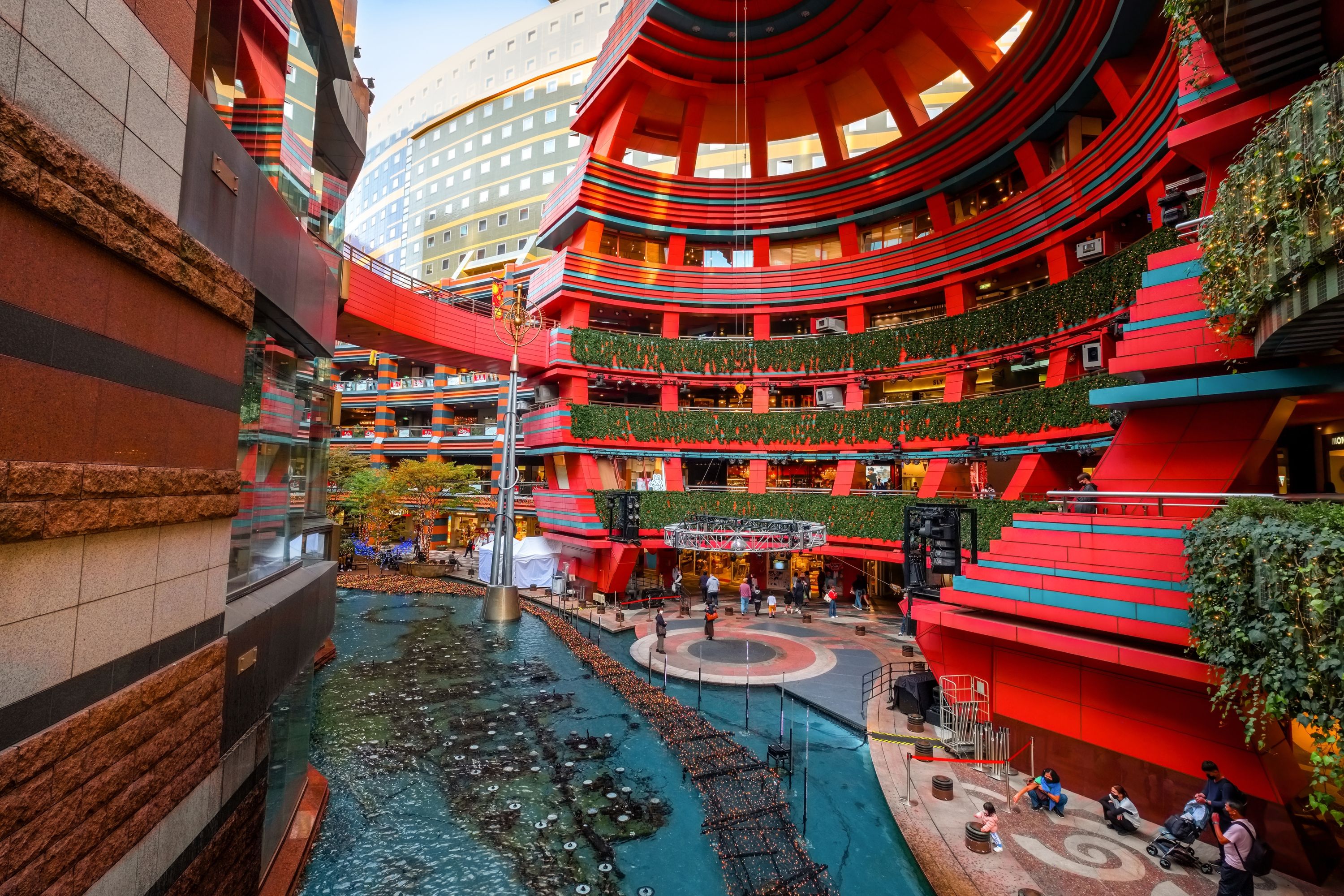 博多運河城 或 天神地下街 或 LaLaport 購物