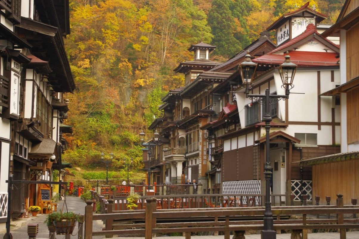 銀山溫泉