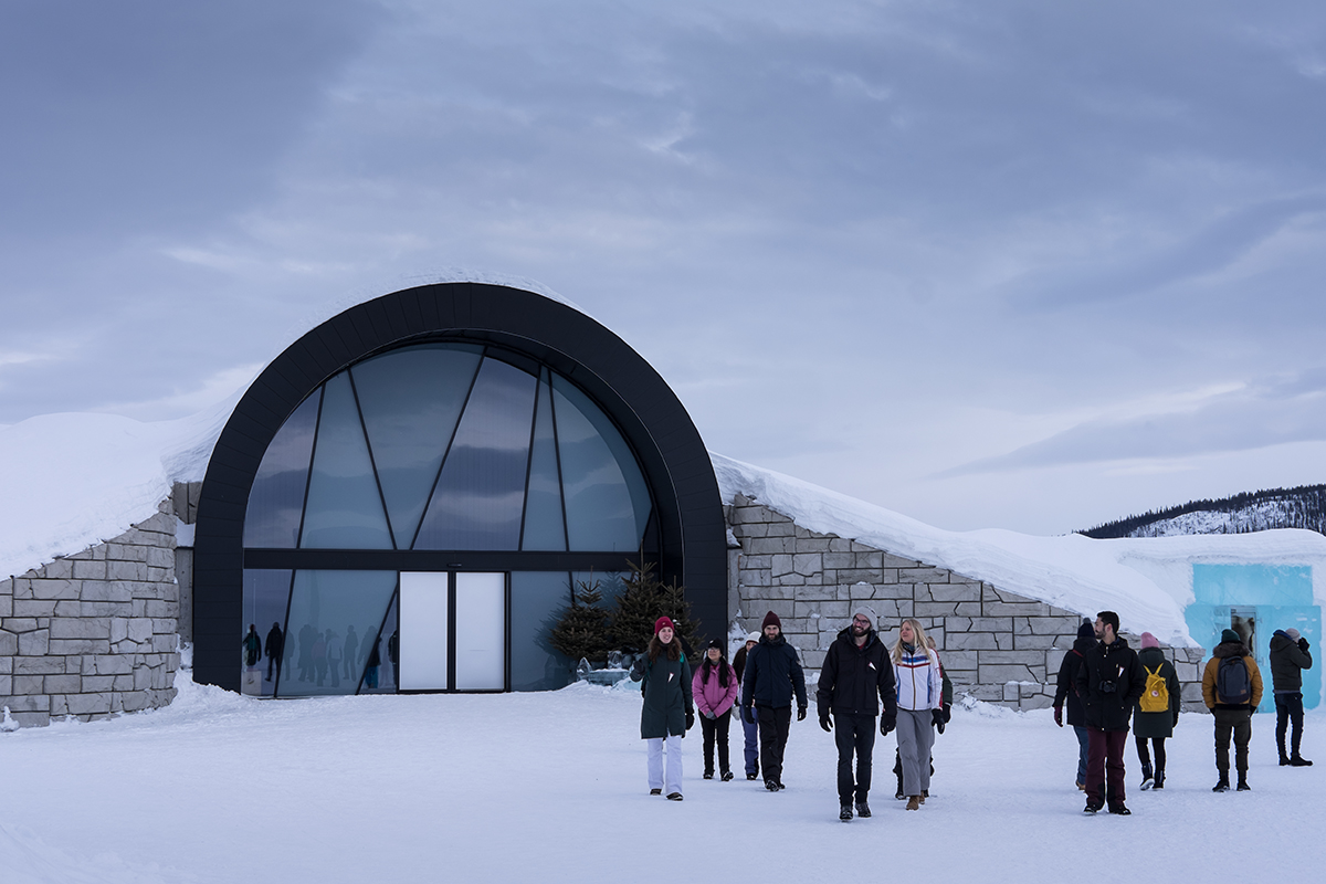 ★Ice Hotel 365
