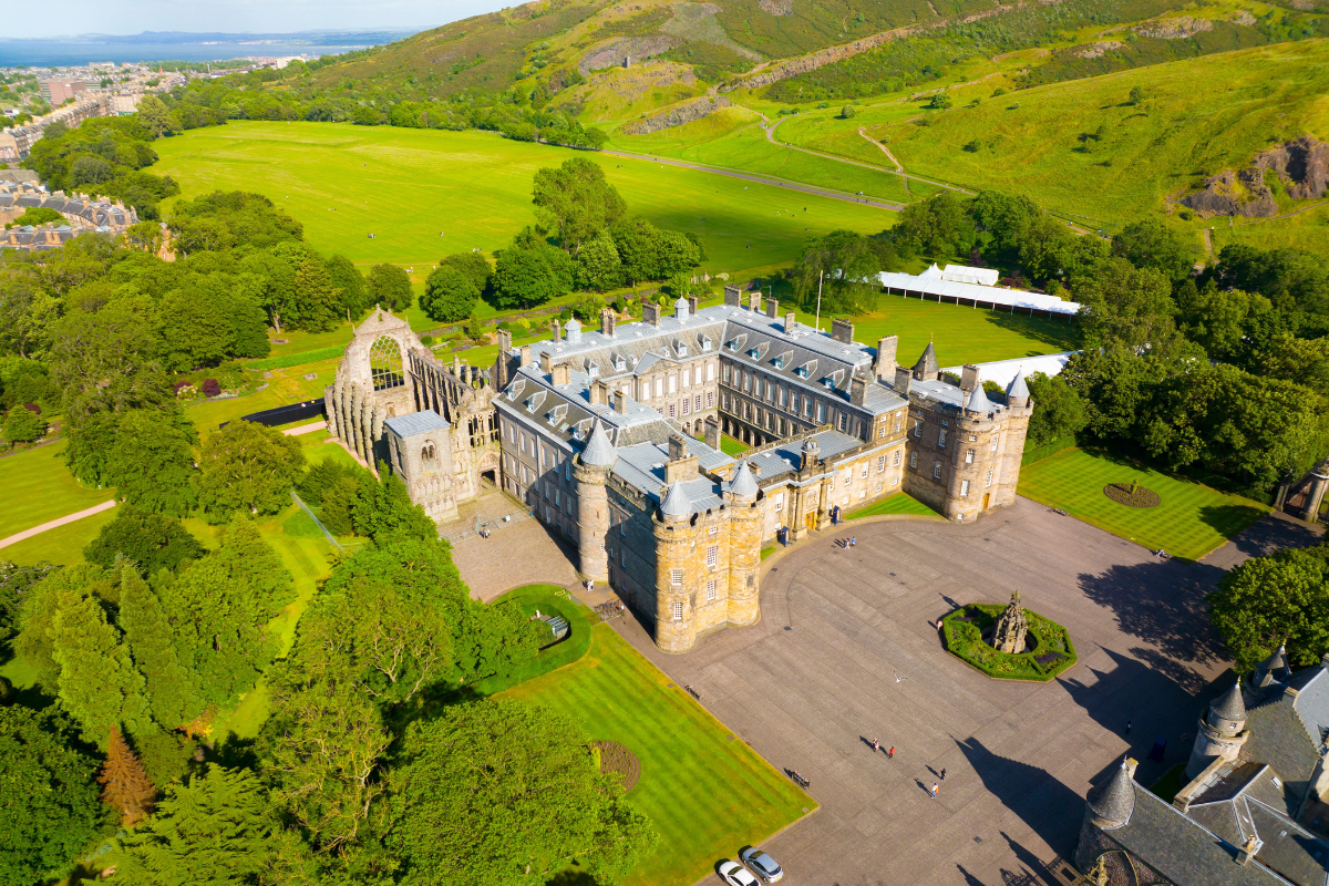 ★聖十字宮殿(舊皇宮)