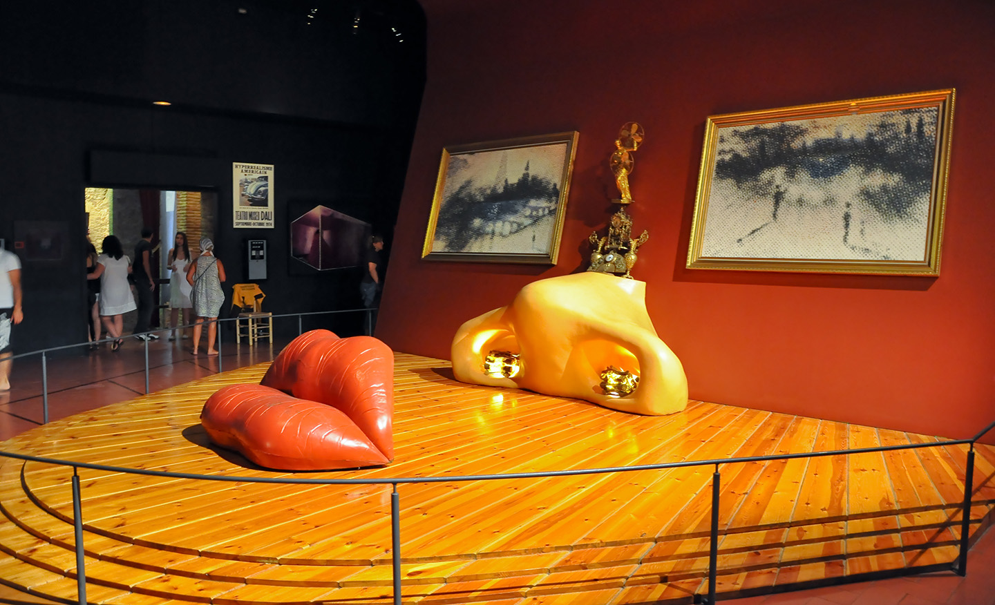 達利劇院博物館